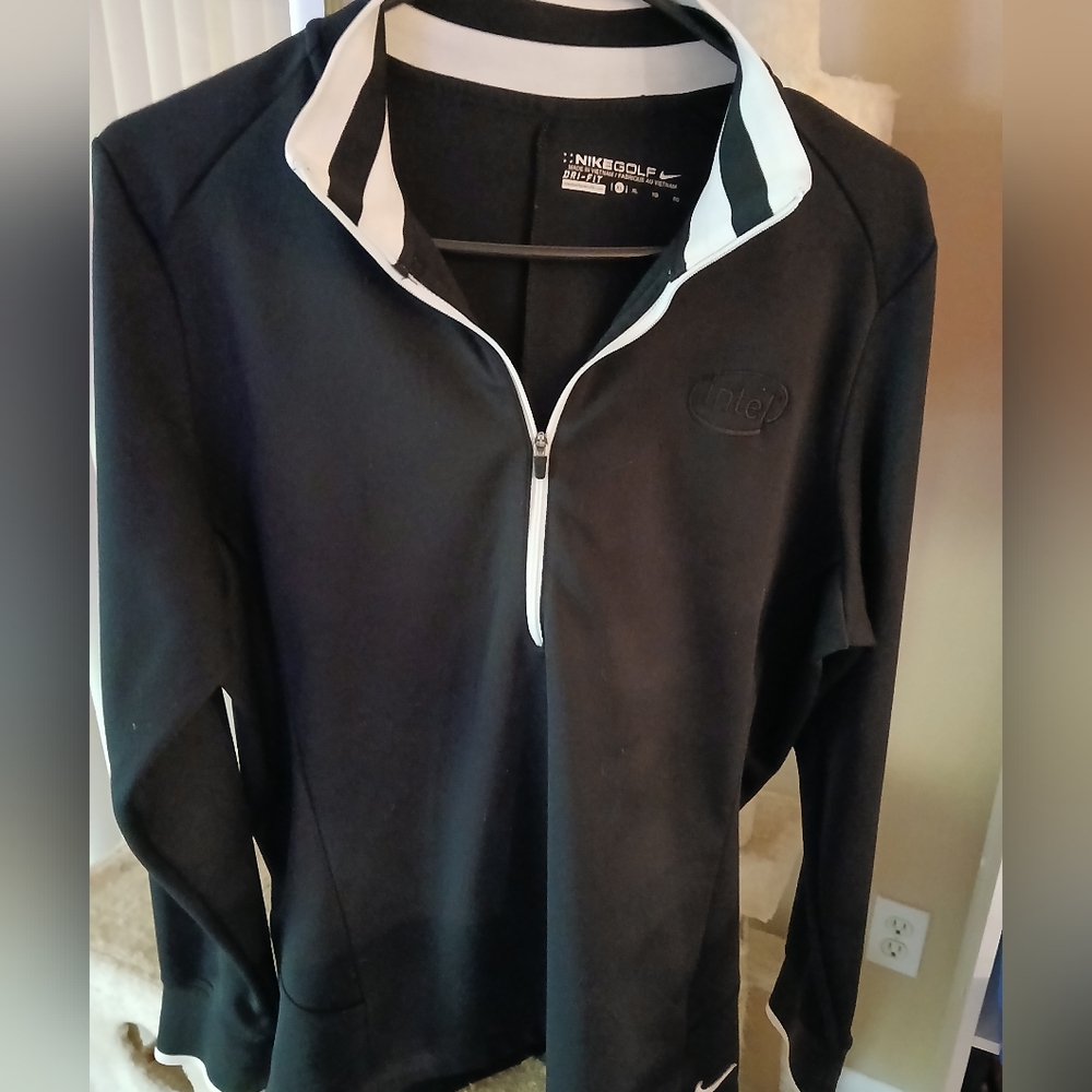 MEN'S NIKE XL PULLOVER EUC *Final*